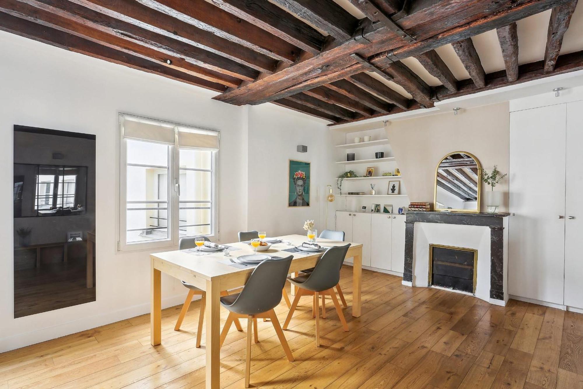 Les Halles & Le Marais - 2br - Cityapartmentstay Appartement Parijs