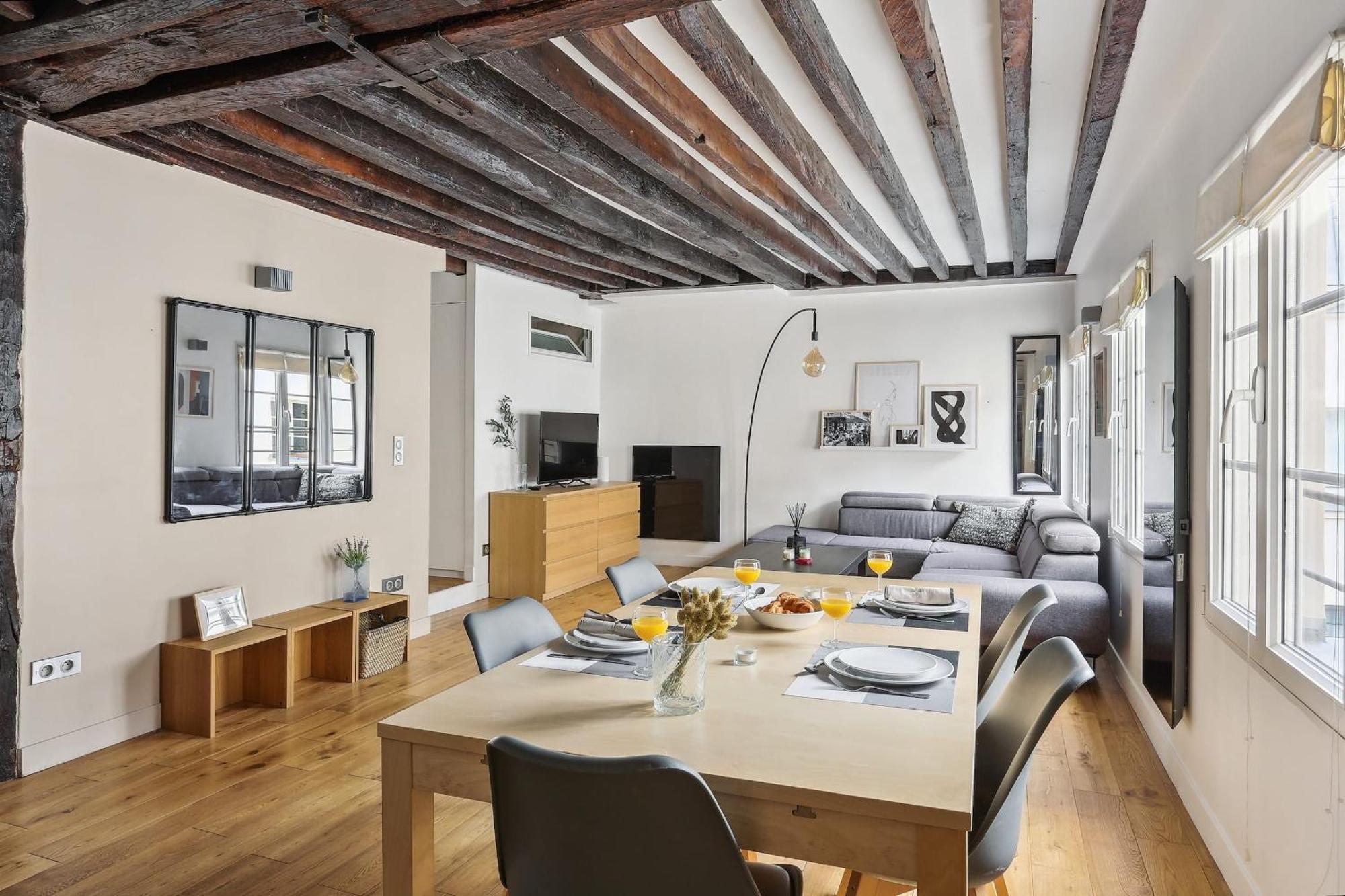 Les Halles & Le Marais - 2br - Cityapartmentstay Appartement Parijs